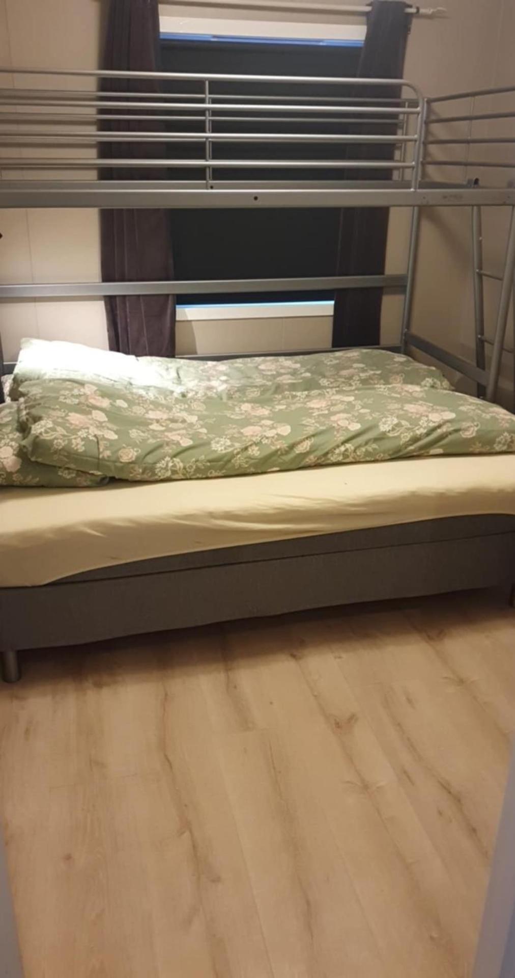 Nydelig Utsikt, Egen Leilighet Med To Parkeringer Movik  Ngoại thất bức ảnh